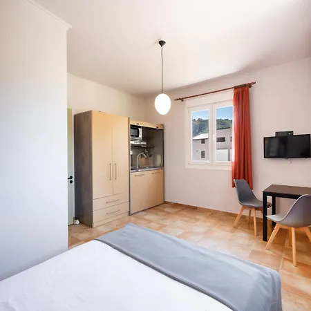 Santa Marina House Lefkada City