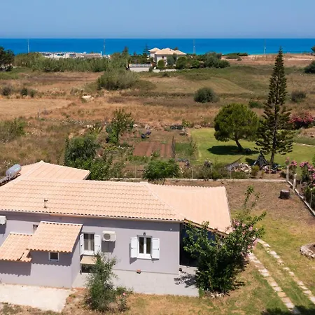 Hétvégi ház Santa Marina House *